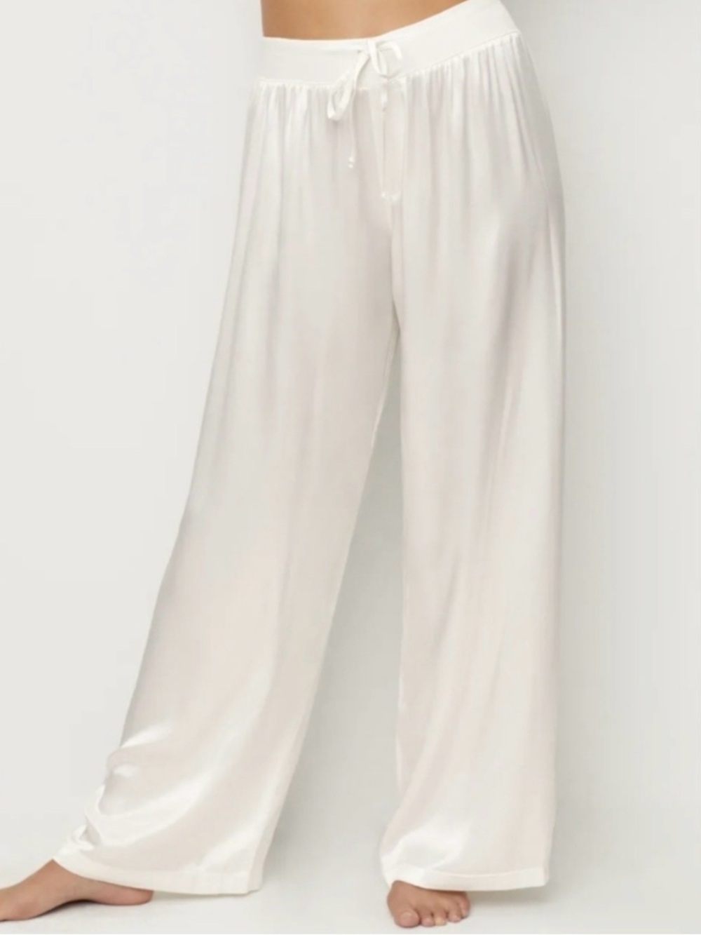 PJ Harlow Jolie Satin Wide Leg Pants Pearl White Large Loungewear Cozy Comfort